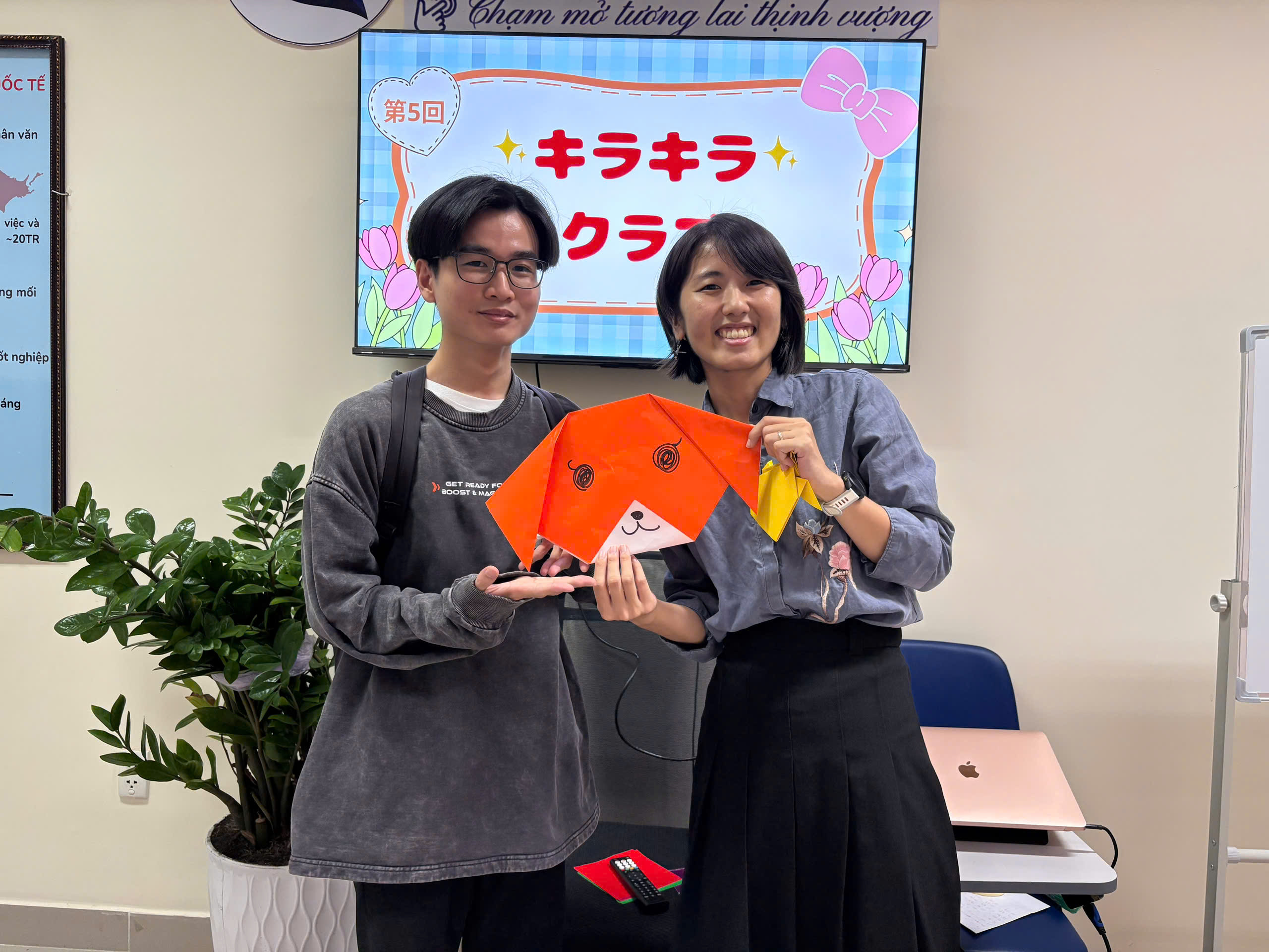 Workshop KiraKira buổi 5: Khám Phá Nghệ Thuật Origami 